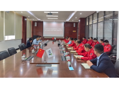 水發集團黨委委員、副總經理王東凱一行到鄂爾多斯水發燃氣公司開展基層黨建聯系點調研并講授黨課